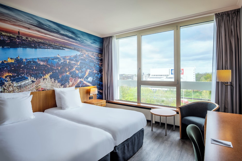 Standard Room, 2 Twin Beds, Accessible - Photo 2