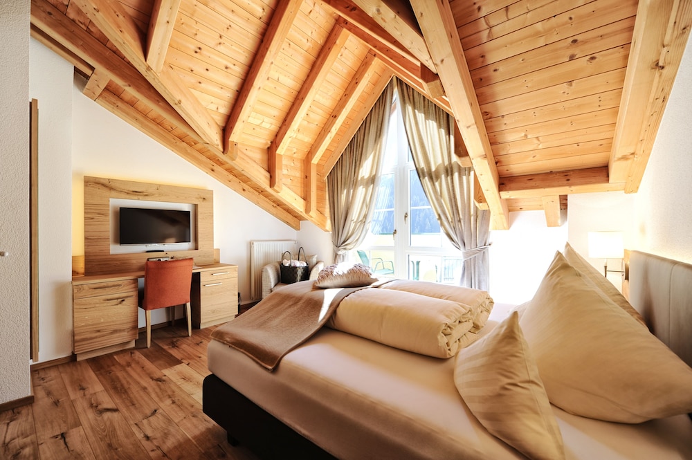 Wohlfühl Suite photo 1