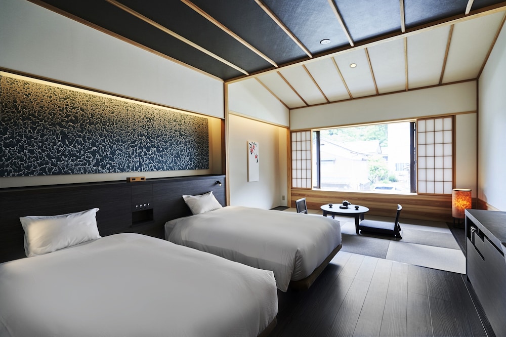 Japanese Western Style Room photo 1