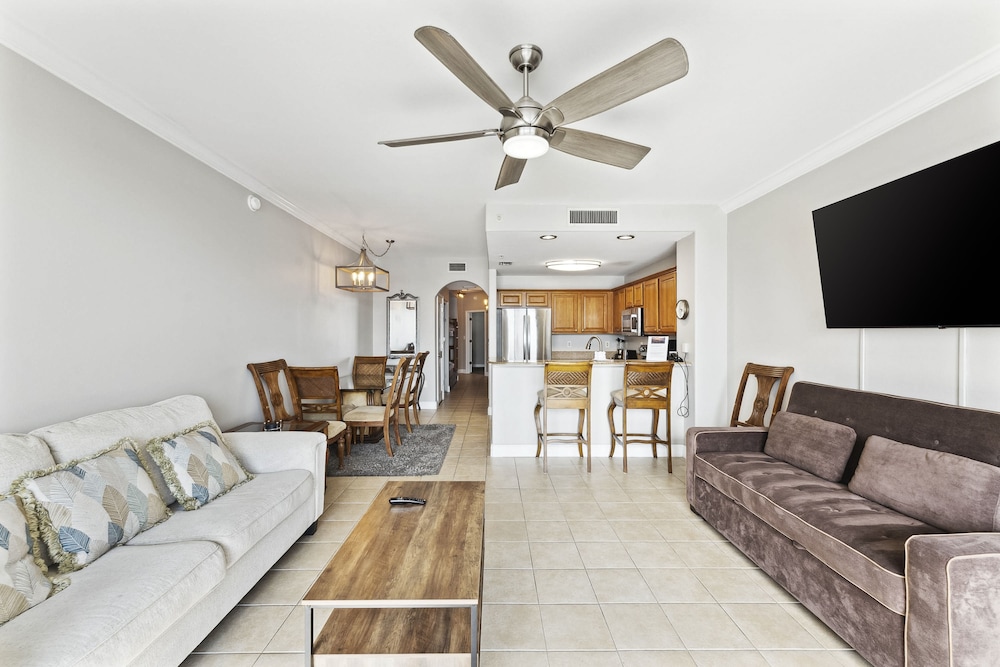 Condo, 1 Bedroom