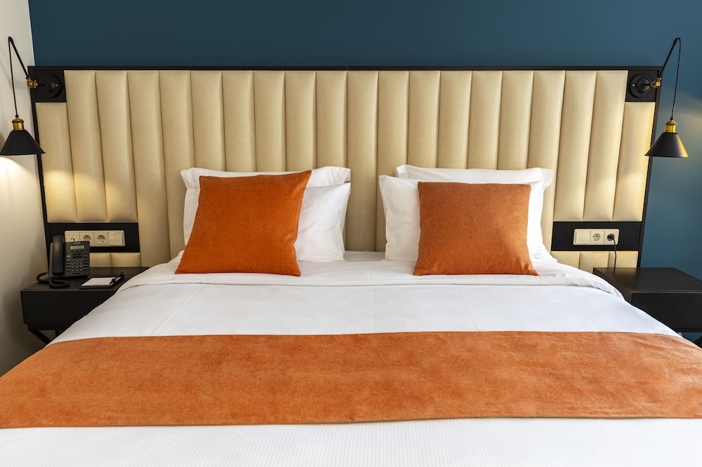 Standard Double or Twin Room, Garden View