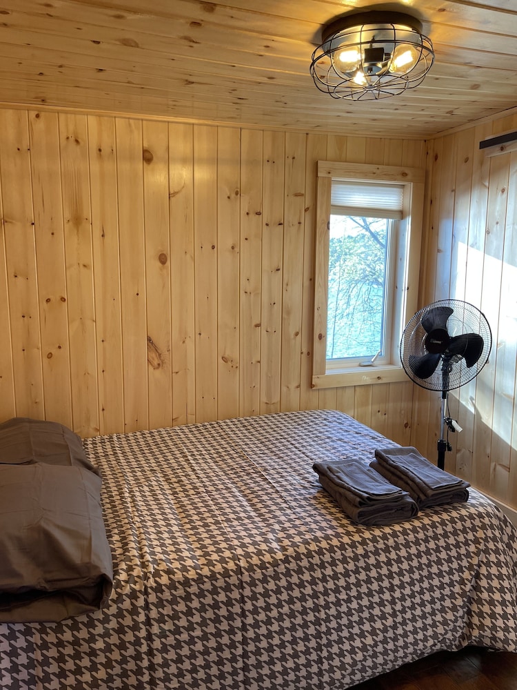 19 Deluxe Cottage