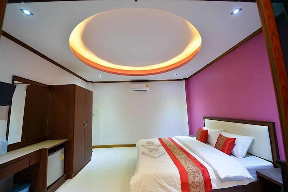 Deluxe Double Bed Mountain View photo 3