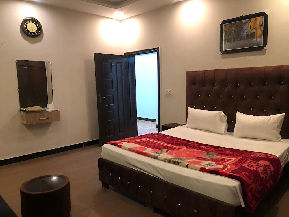 Deluxe Triple Room - Photo 6