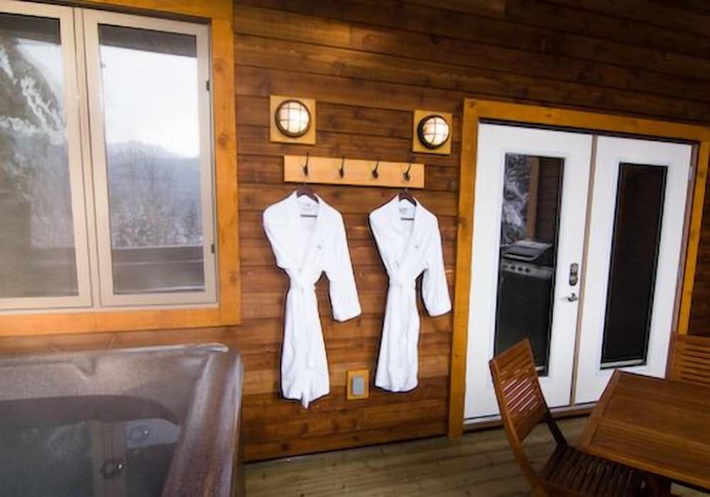 Garden Chalet