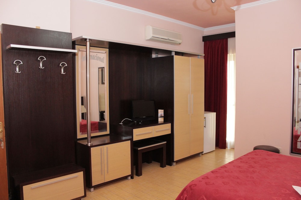 Economy Double Room photo 3