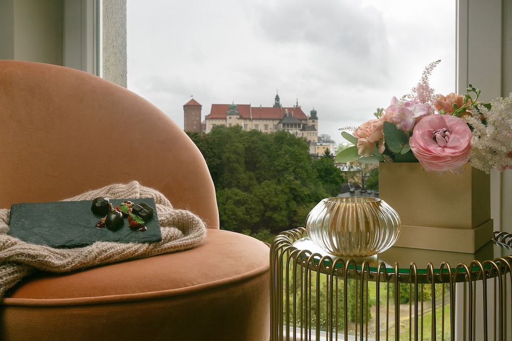 Deluxe Double or Twin Room, Balcony, Garden View - Photo 9
