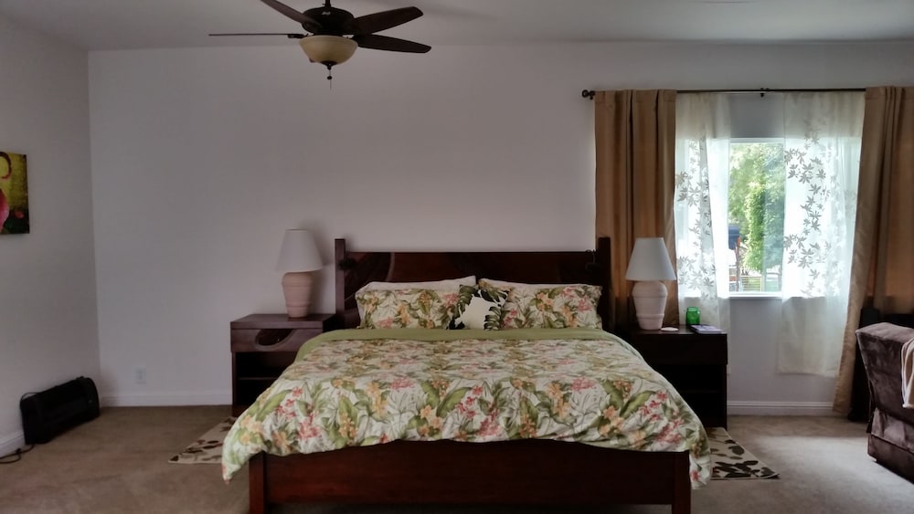 Premium Bungalow, 2 Bedrooms, Connecting Rooms, Garden View (Lehua Ranch Retreat) photo 2