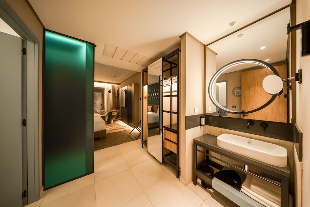 Superior Room (THE URBAN QU'IN25)