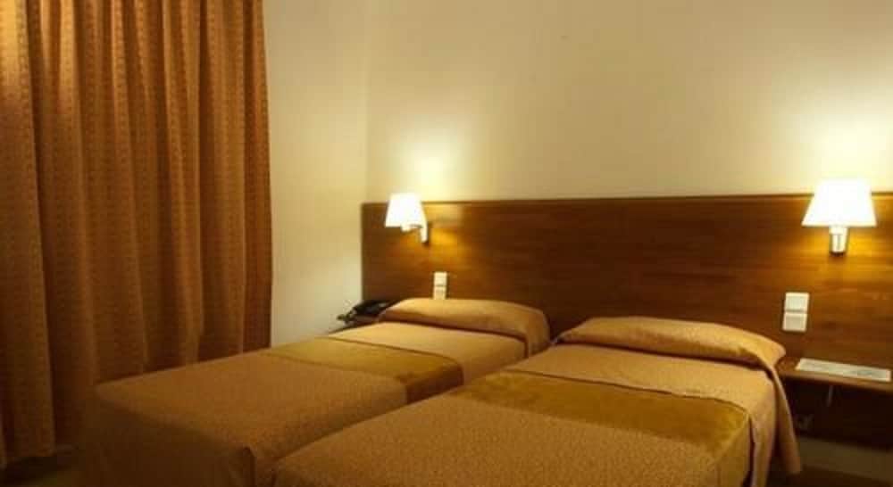 Standard Double Room photo 2