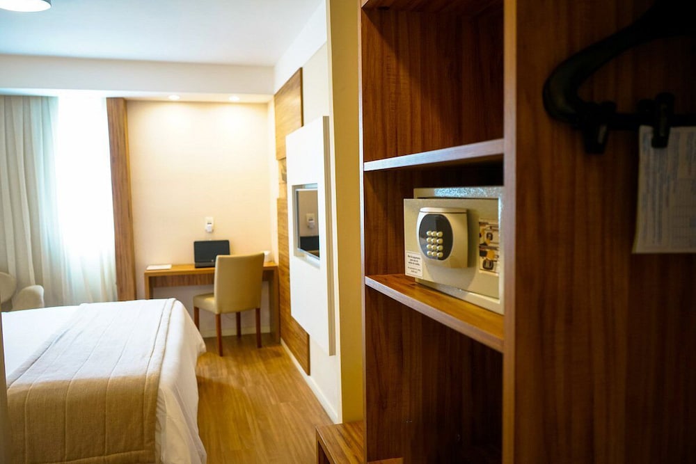 Deluxe Double Room photo 3