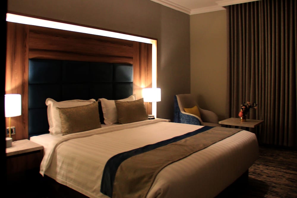 Double or Twin Room - Photo 10