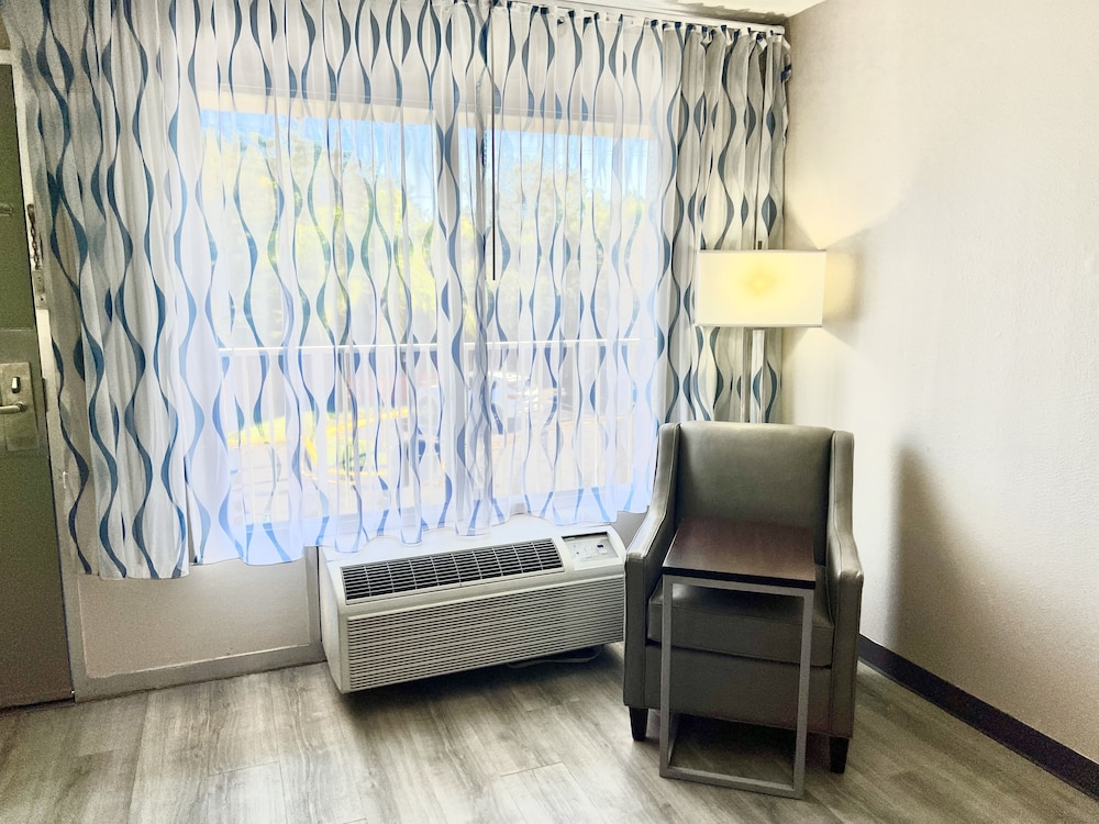 Double Room, 2 Double Beds, Refrigerator photo 2