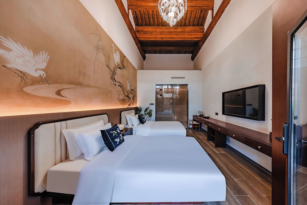 Superior Twin Room, Garden View