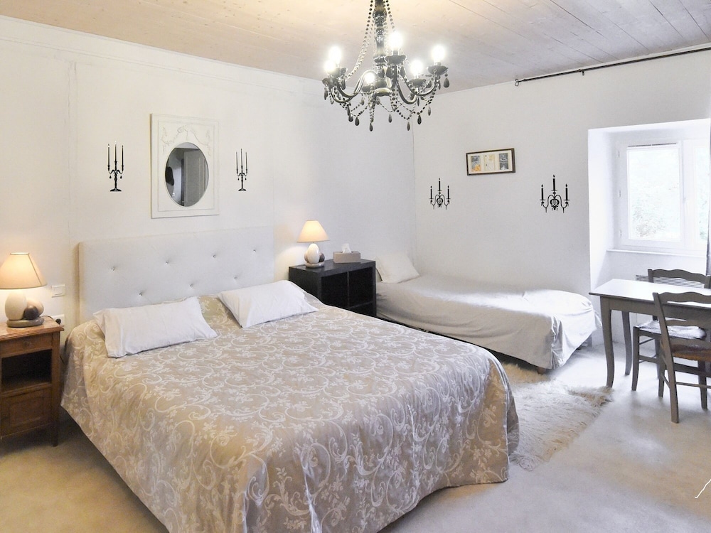Superior Double Room, Ensuite, Garden View (VIP) photo 1