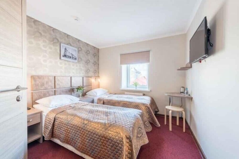 Standard Double or Twin Room photo 1