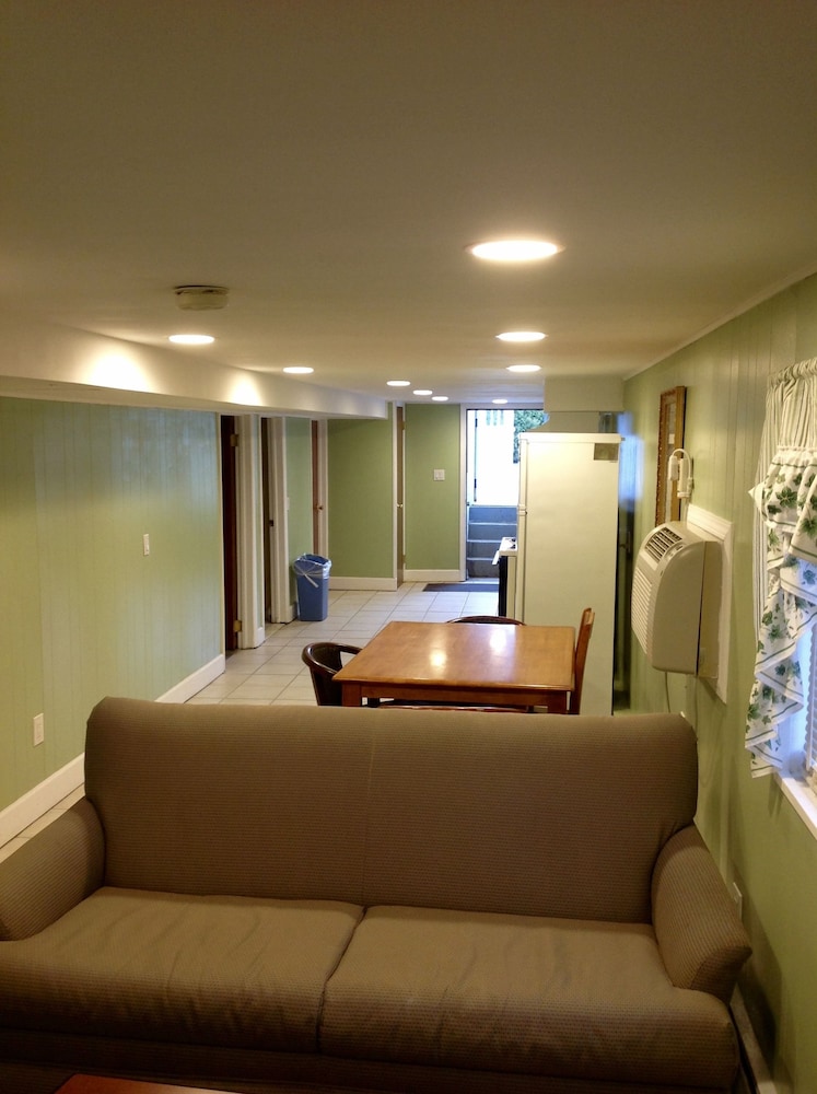 Family Apartment, 2 Bedrooms, Kitchen photo 3
