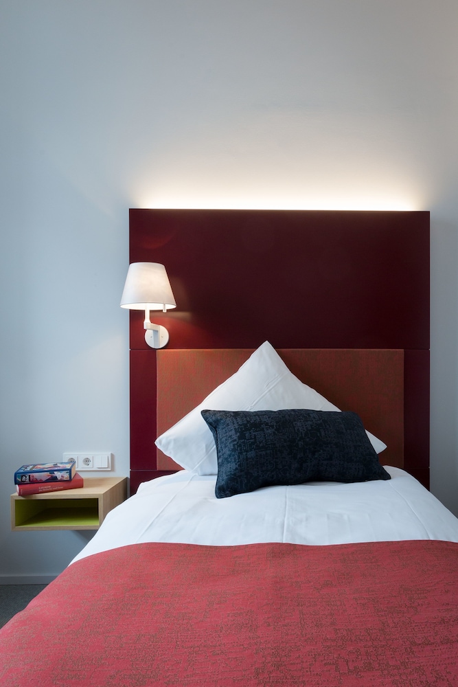 Comfort Single Room, 1 Twin Bed, City View photo 2