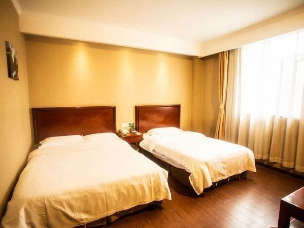 Standard Twin Room photo 3