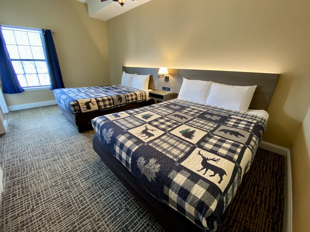 Family Suite - Photo 1