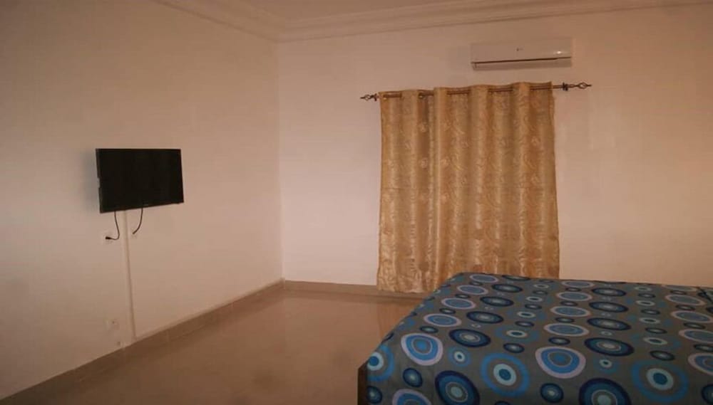 Deluxe Suite, Garden View (Abidjan) photo 2