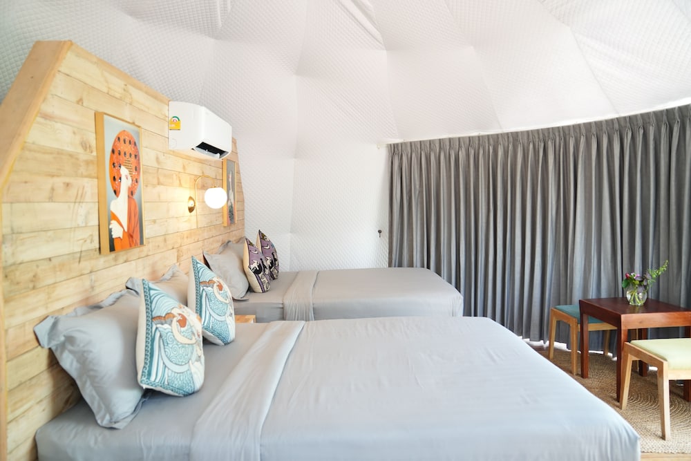 Family Suite Private Pool Sea View photo 1