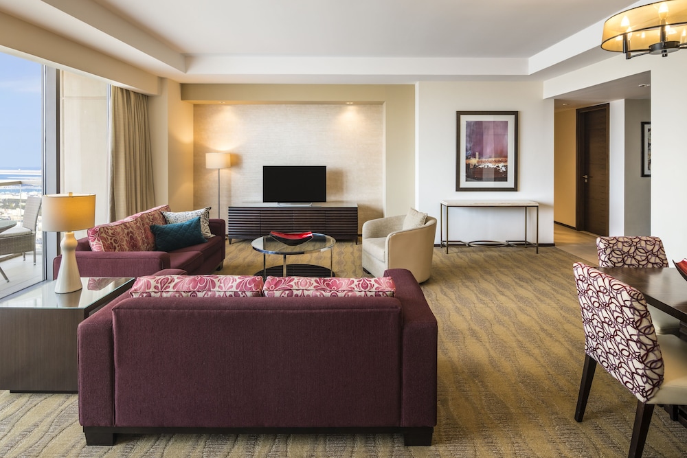 Premium Apartment, 2 Bedrooms (Burj Khalifa and Creek View)