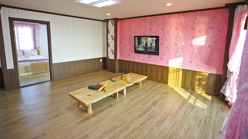 Family Room (1) photo 1