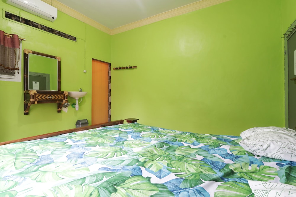 Deluxe Room - Photo 5