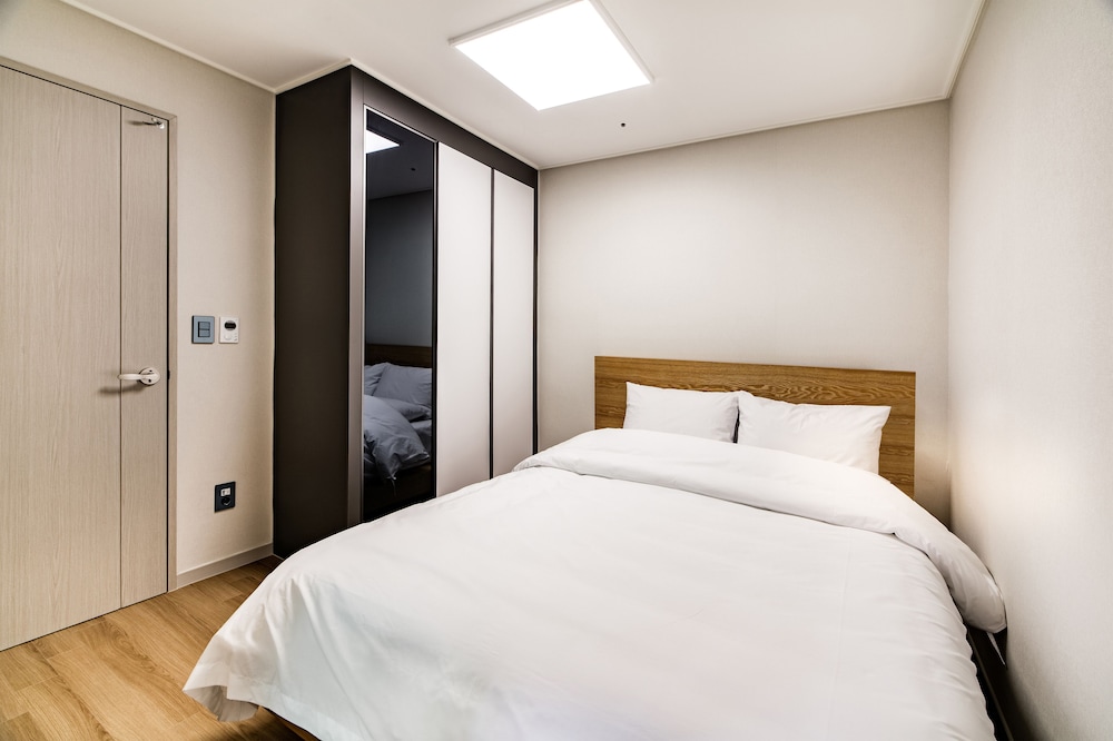 Deluxe Penthouse, 1 Bedroom, Terrace (Netflix available)