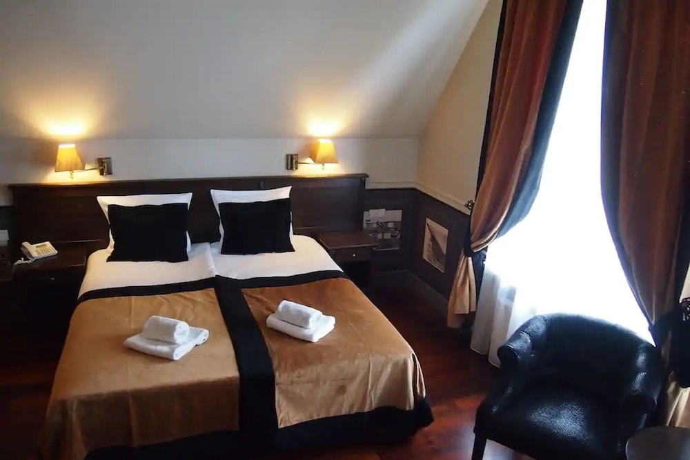 Family Apartment - Photo 9