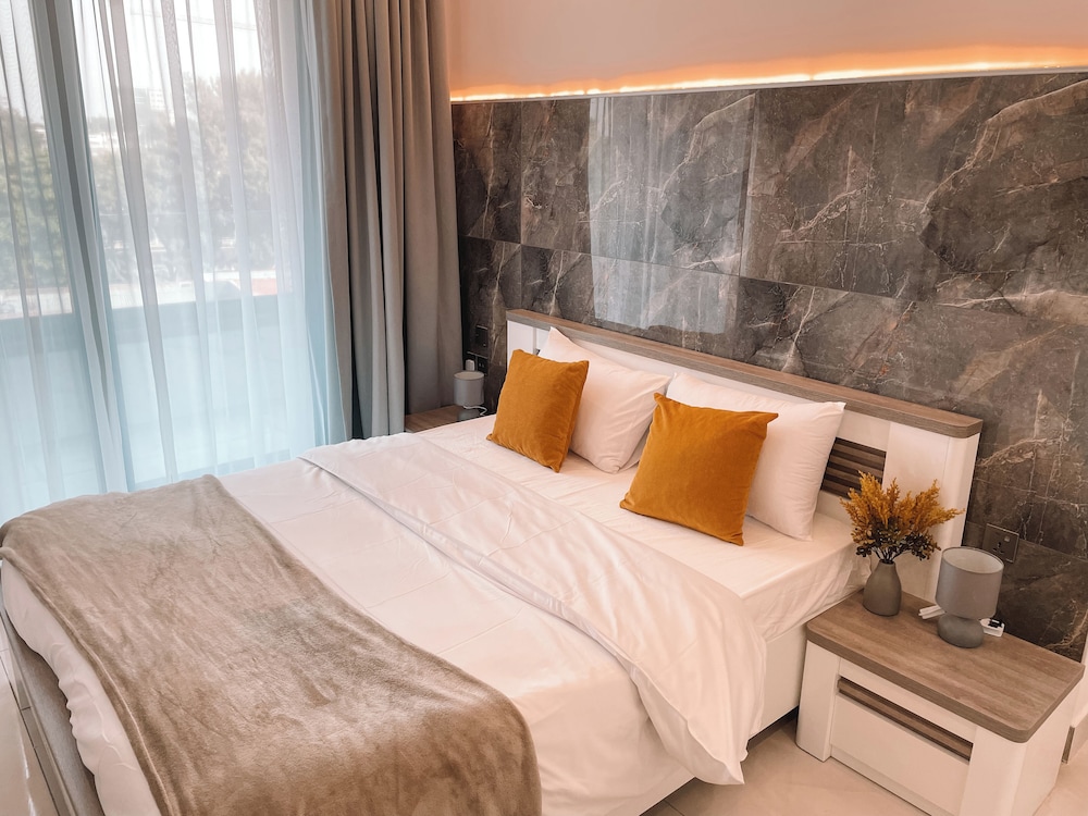 Superior Apartment, Balcony, City View photo 1