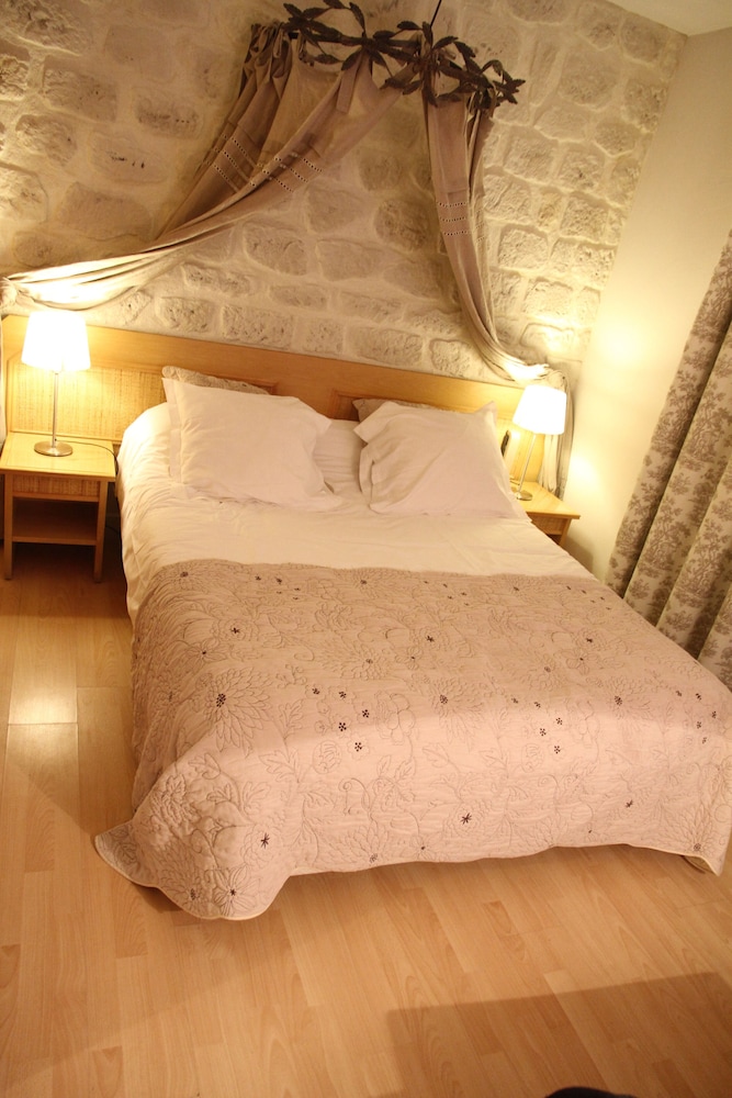 Classic Double Room - Photo 6