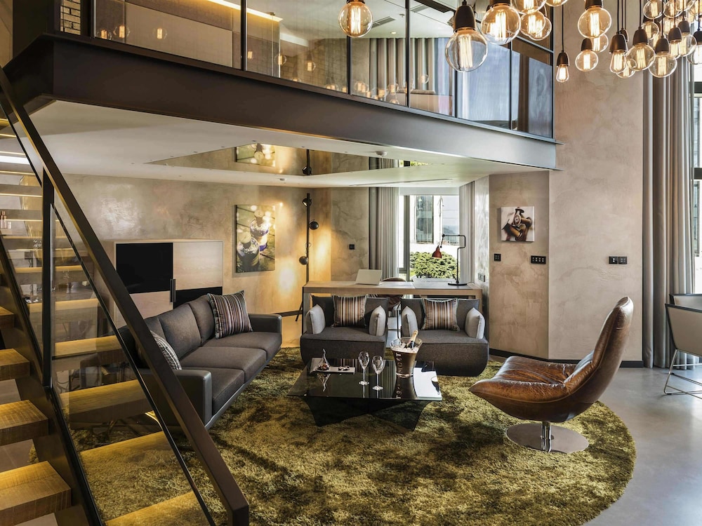Signature Loft, 2 Bedrooms with executive lounge access