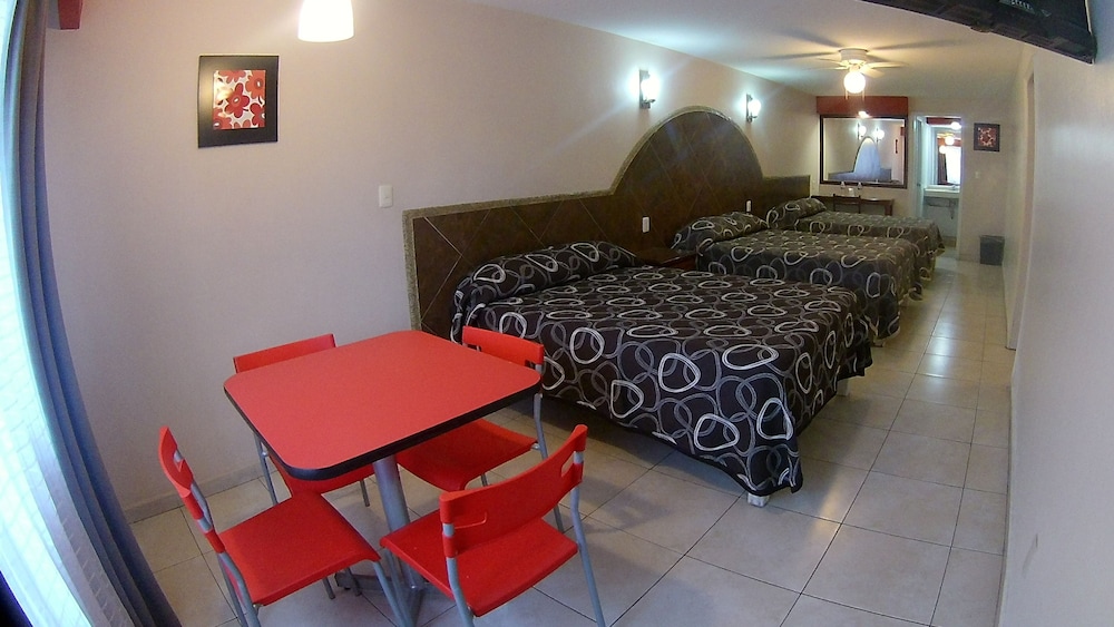Standard Triple Room photo 1
