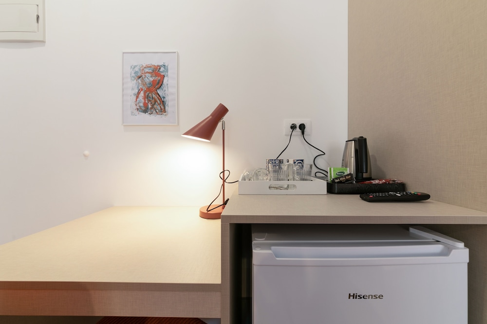 Superior Double or Twin Room, City View - Photo 6