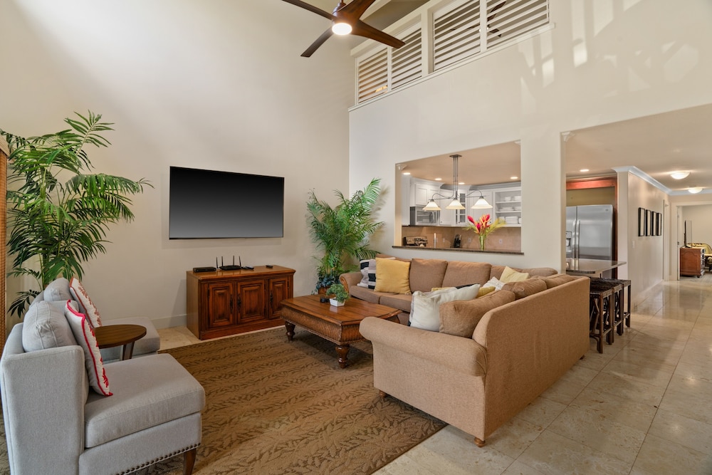 Condo, 5 Bedrooms