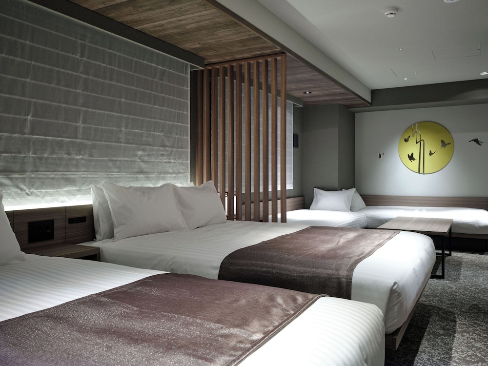 Junior Suite thumbnail 6
