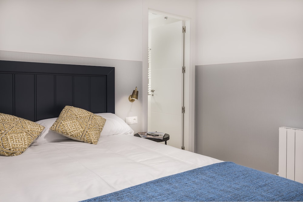 Standard Apartment, 2 Double Beds photo 3