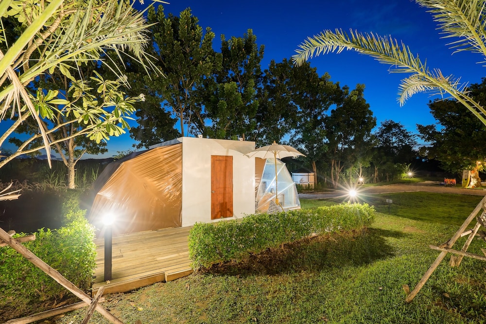 Two Bedroom Tent - Photo 3