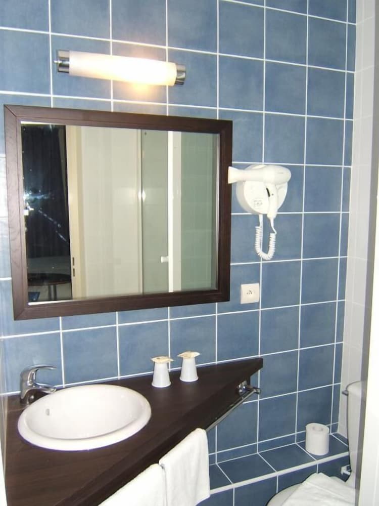Double Room - Photo 3