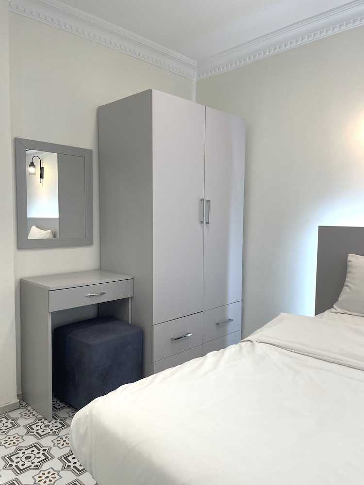 Superior Double or Twin Room, Balcony, City View photo 2