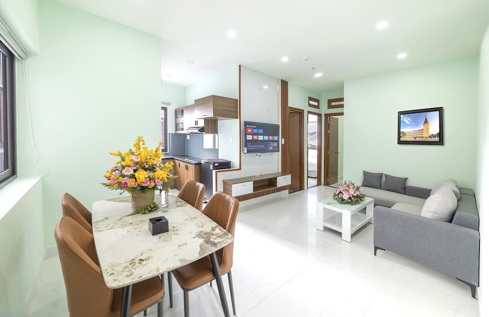 Deluxe Apartment