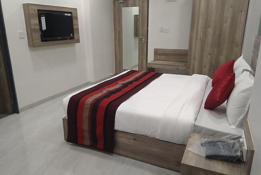 Deluxe Double Room photo 3
