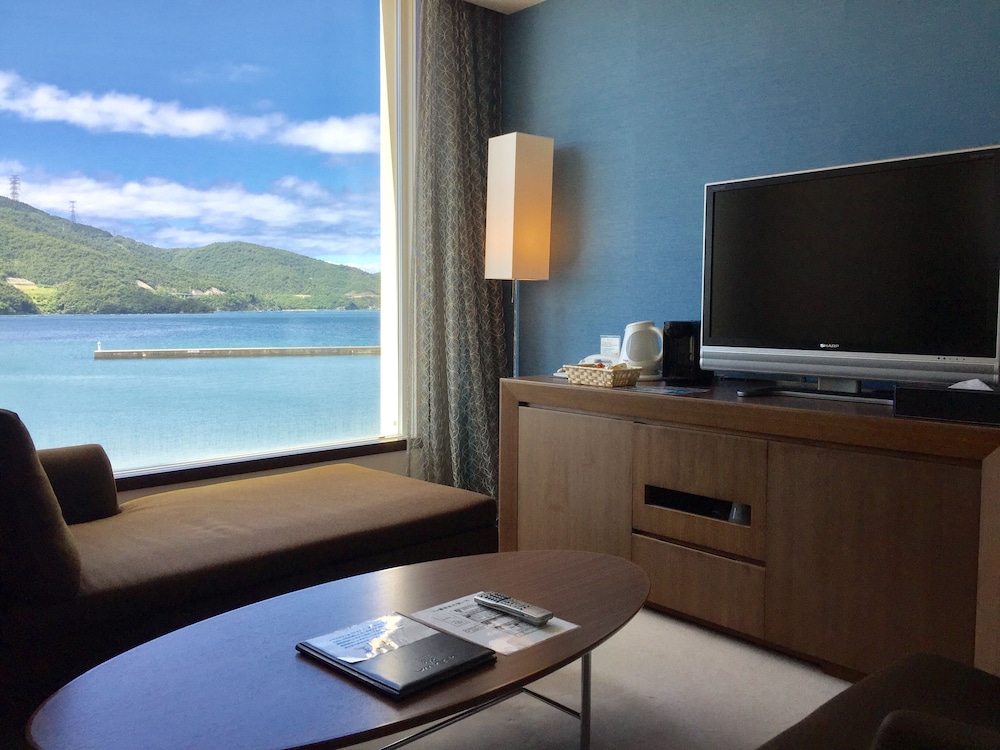 Deluxe Twin Room (51 sqm) Non Smoking photo 2