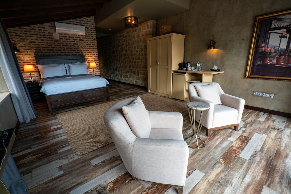 Grand Double Room photo 3