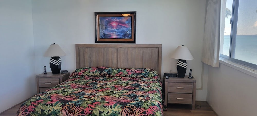 Luxury Condo, 2 Bedrooms, Ocean View, Oceanfront (Unit 410) photo 3
