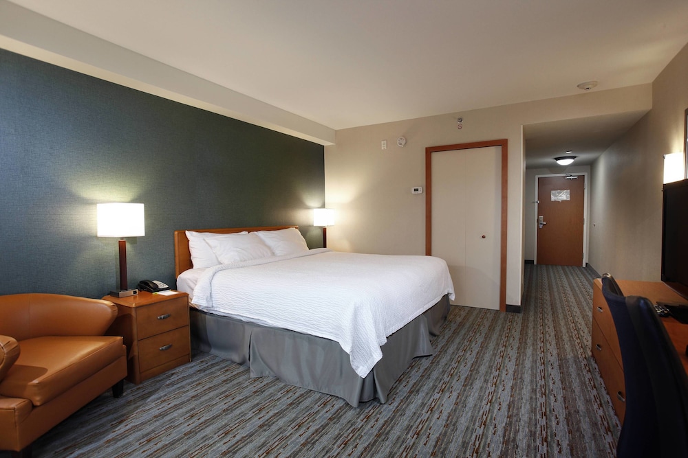Room, 1 King Bed photo 1
