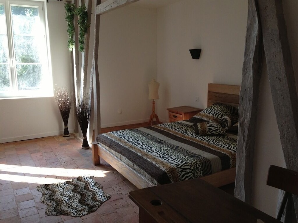 Superior Double Room, Private Bathroom, Garden View photo 3