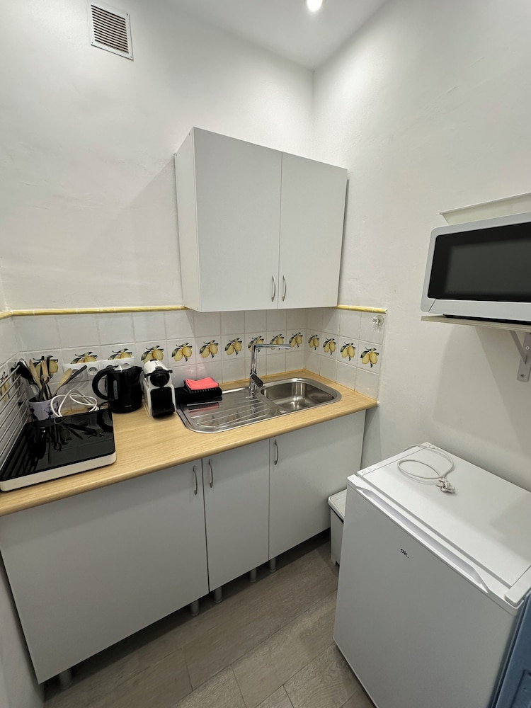 Comfort Studio, 1 Double Bed with Sofa bed, Kitchenette photo 2